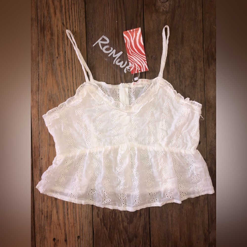 .💕5️⃣for20 Romwe crop top size small NWT